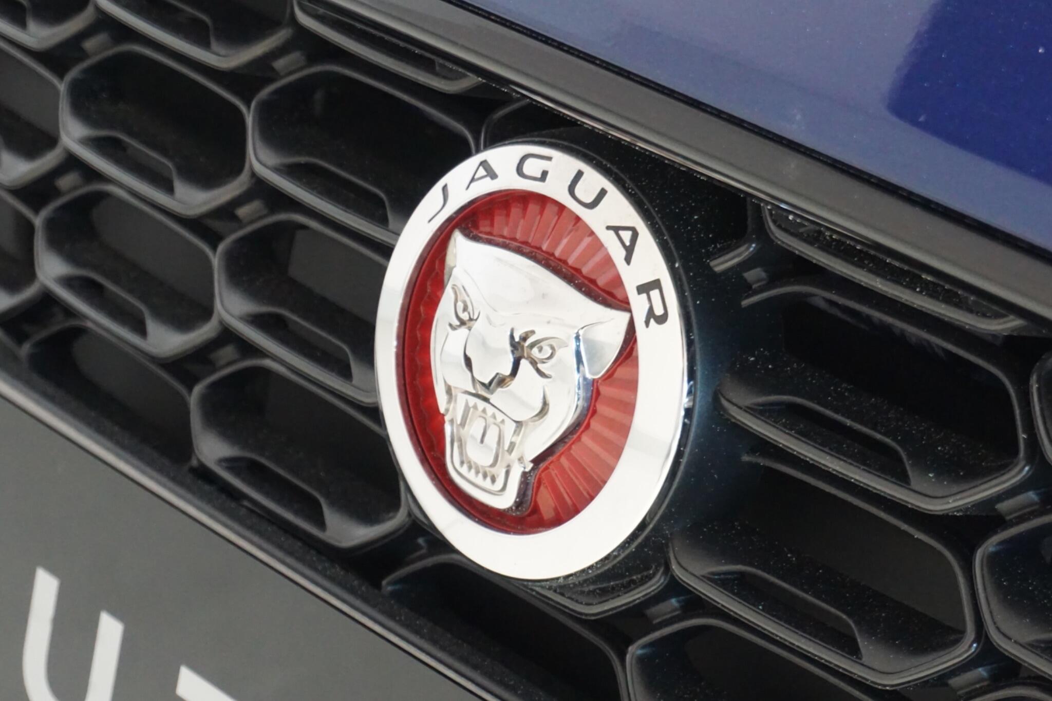 Jaguar F-Type 2.0i R-Dynamic Convertible 2dr Petrol Auto Euro 6 (s/s) (300 ps)